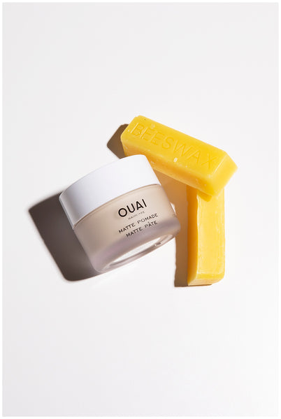 ouai matte pomade kaolin clay styling pomade for piecey texture
