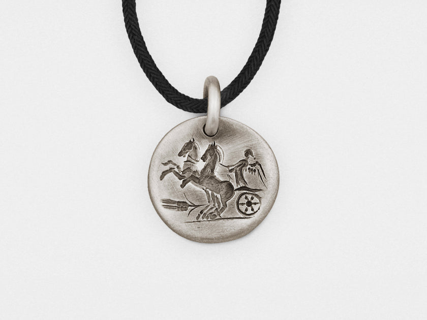“Chariot” Intaglio Pendant in Sterling Silver – Snake Bones