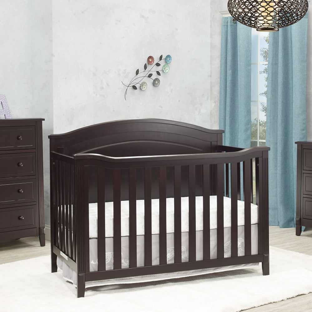 sorelle berkley panel crib white