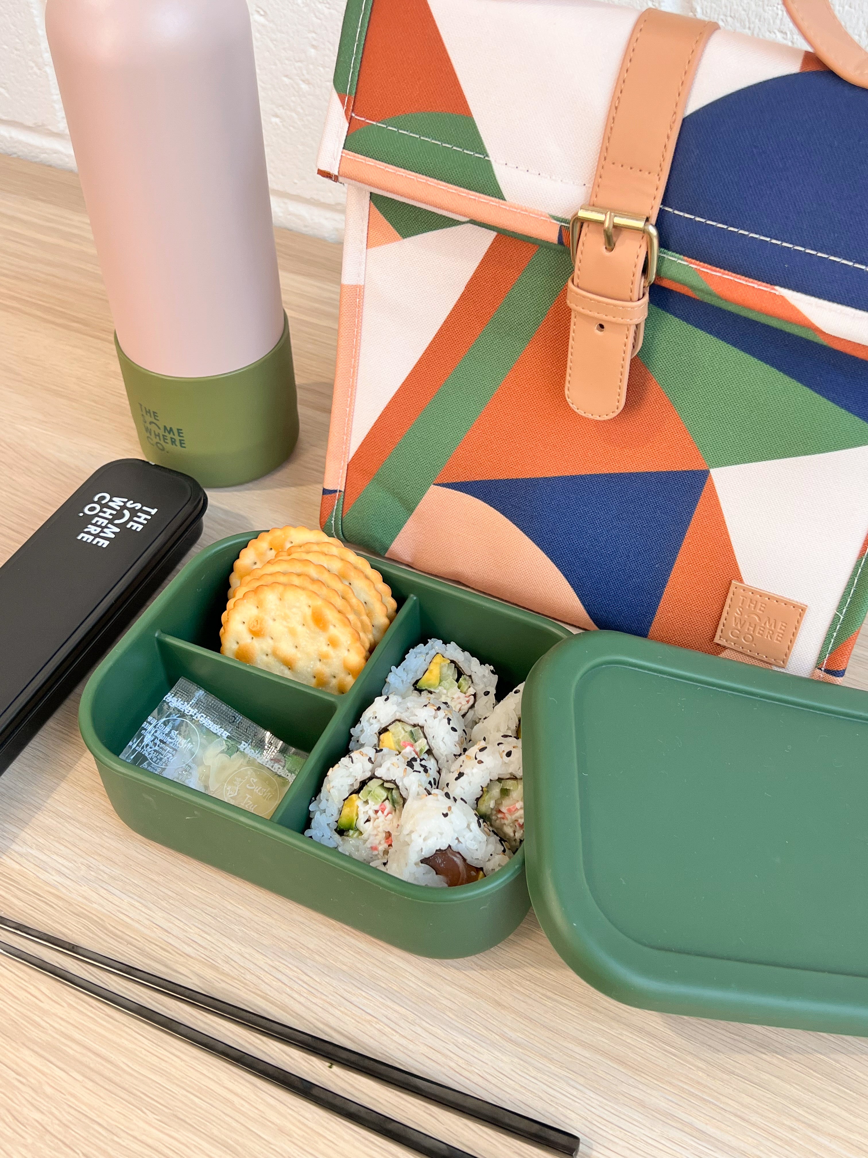 OmieSnack Silicone Snack Box - Green - Lunchbox Mini