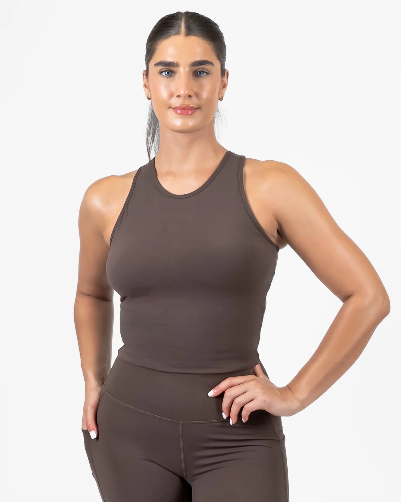 skin-vinyasa-crop-top-espresso-2.webp__PID:496449e5-c430-4f5b-b28b-99cfb7b9732e