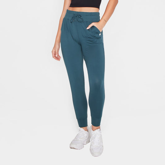 https://cdn.shopify.com/s/files/1/1044/6710/products/Weekend-Joggers-Pacific-1_533x.jpg?v=1666825811