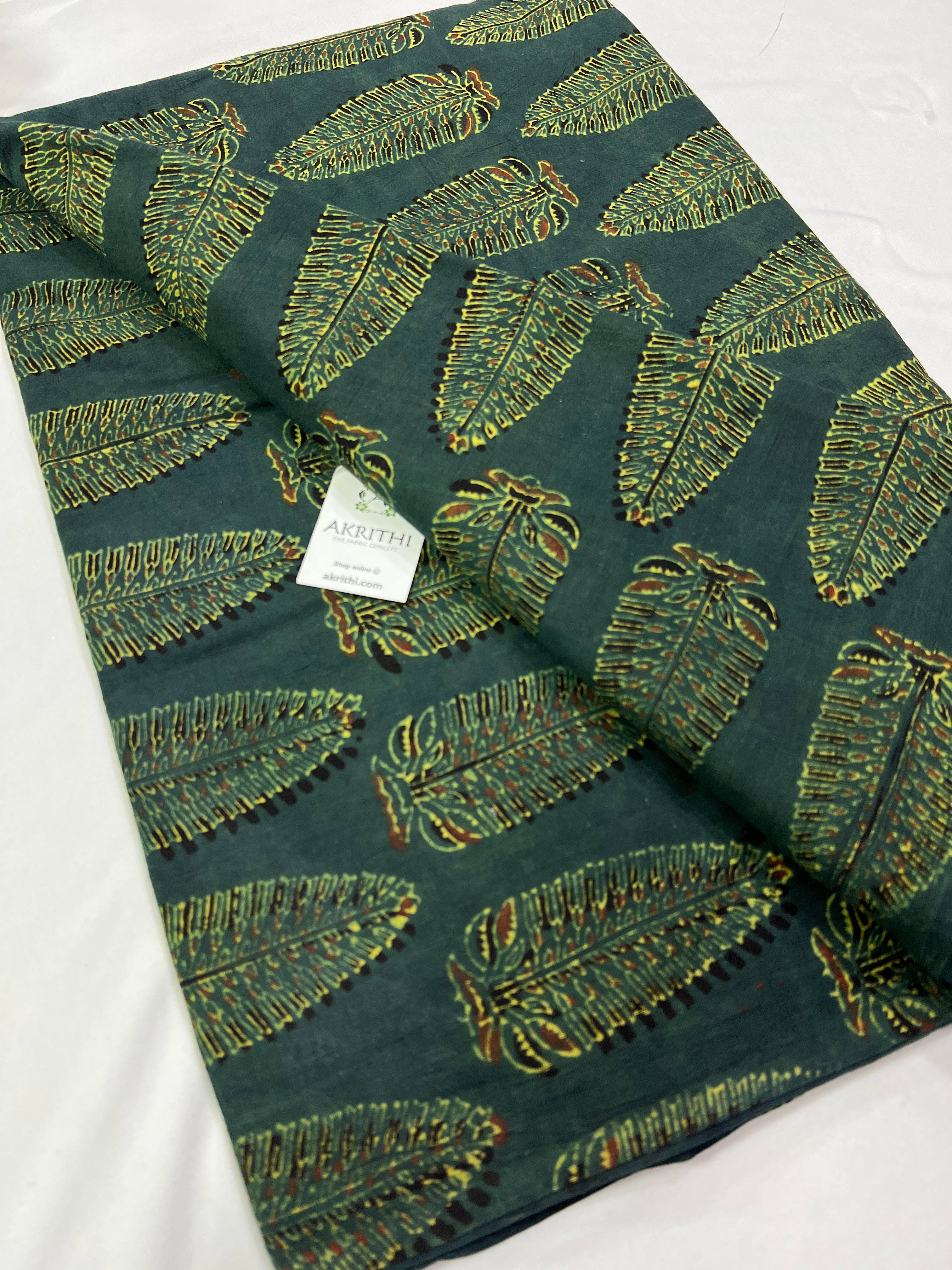 Buy pure cotton fabrics online | Plain cotton and printed cotton fabri ...