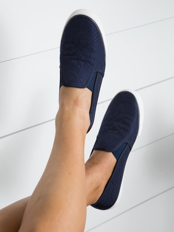 kinley casual slip on oxford
