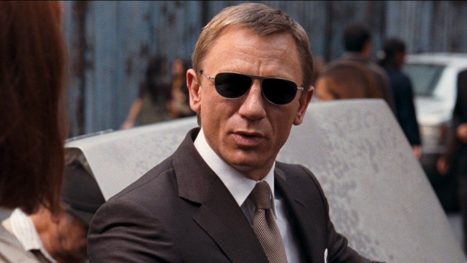 Daniel Craig wearing tom ford TF108 sunglasses
