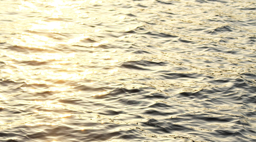 Daytime example of glare reflecting from waters surface