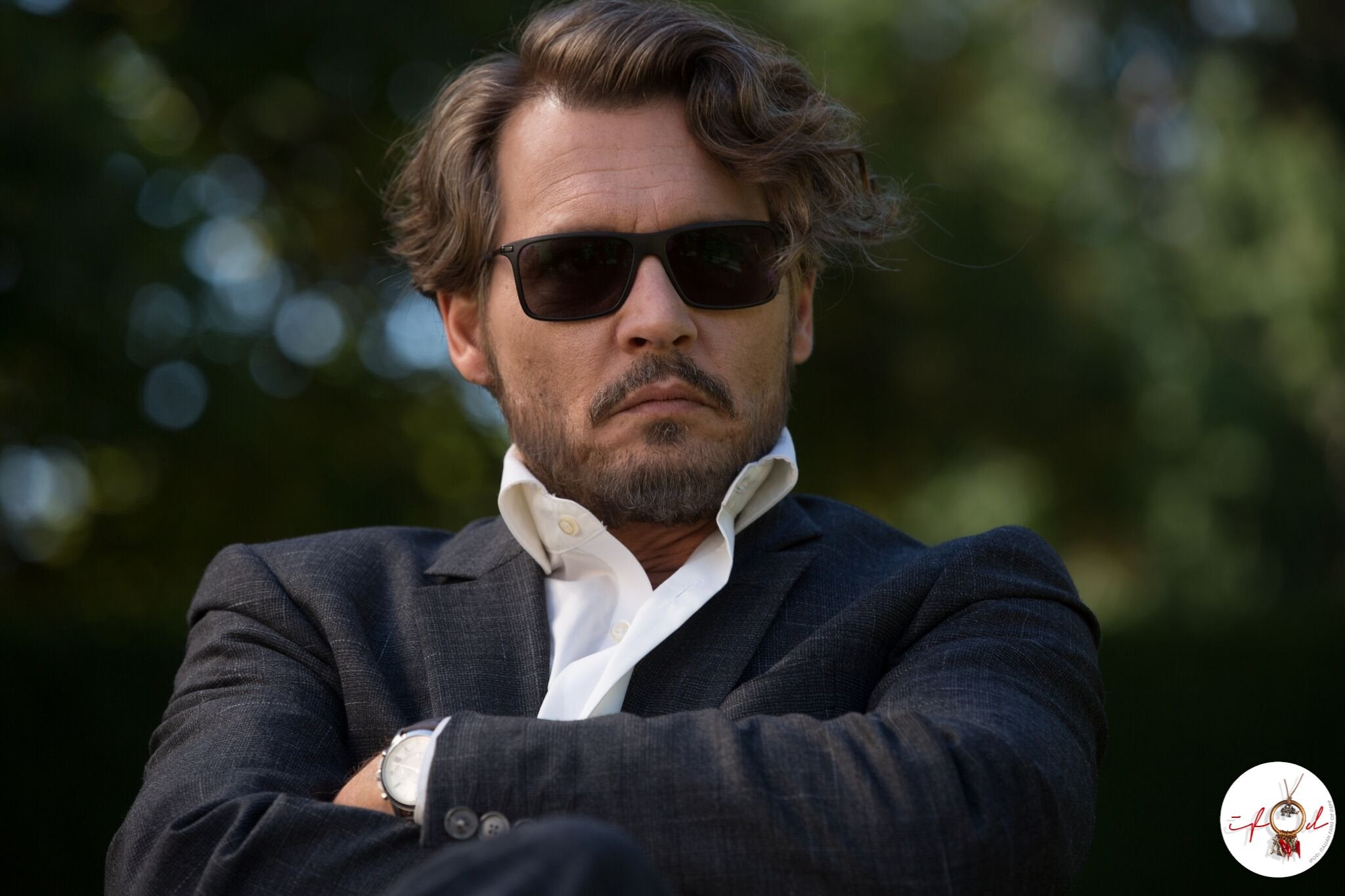 Johnny Depp in the professor wearing sunglasses