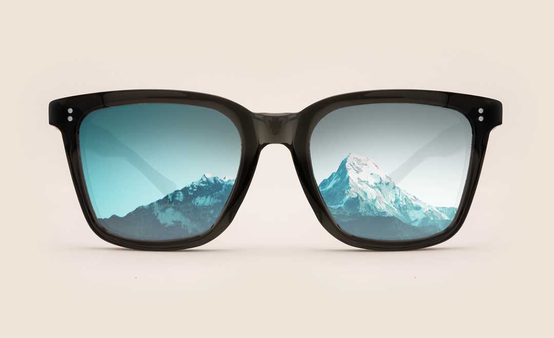 Square black sunglasses frame with silver mirrored sun lenses