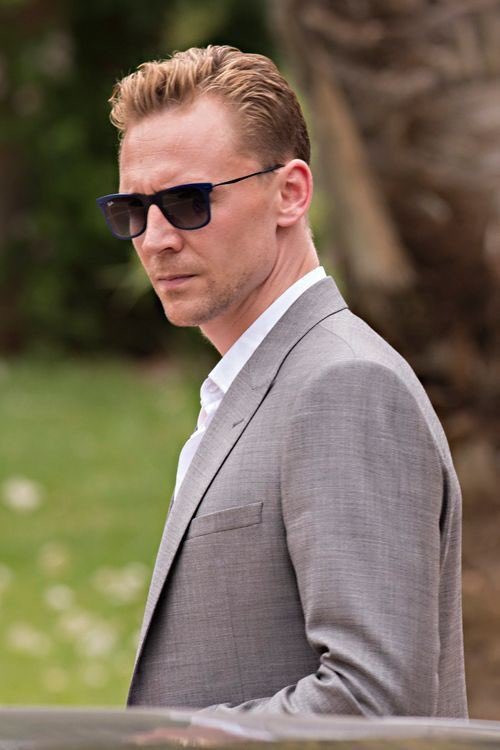 Tom Hiddleston Wearing Ray Ban Sunglasses Night Manager