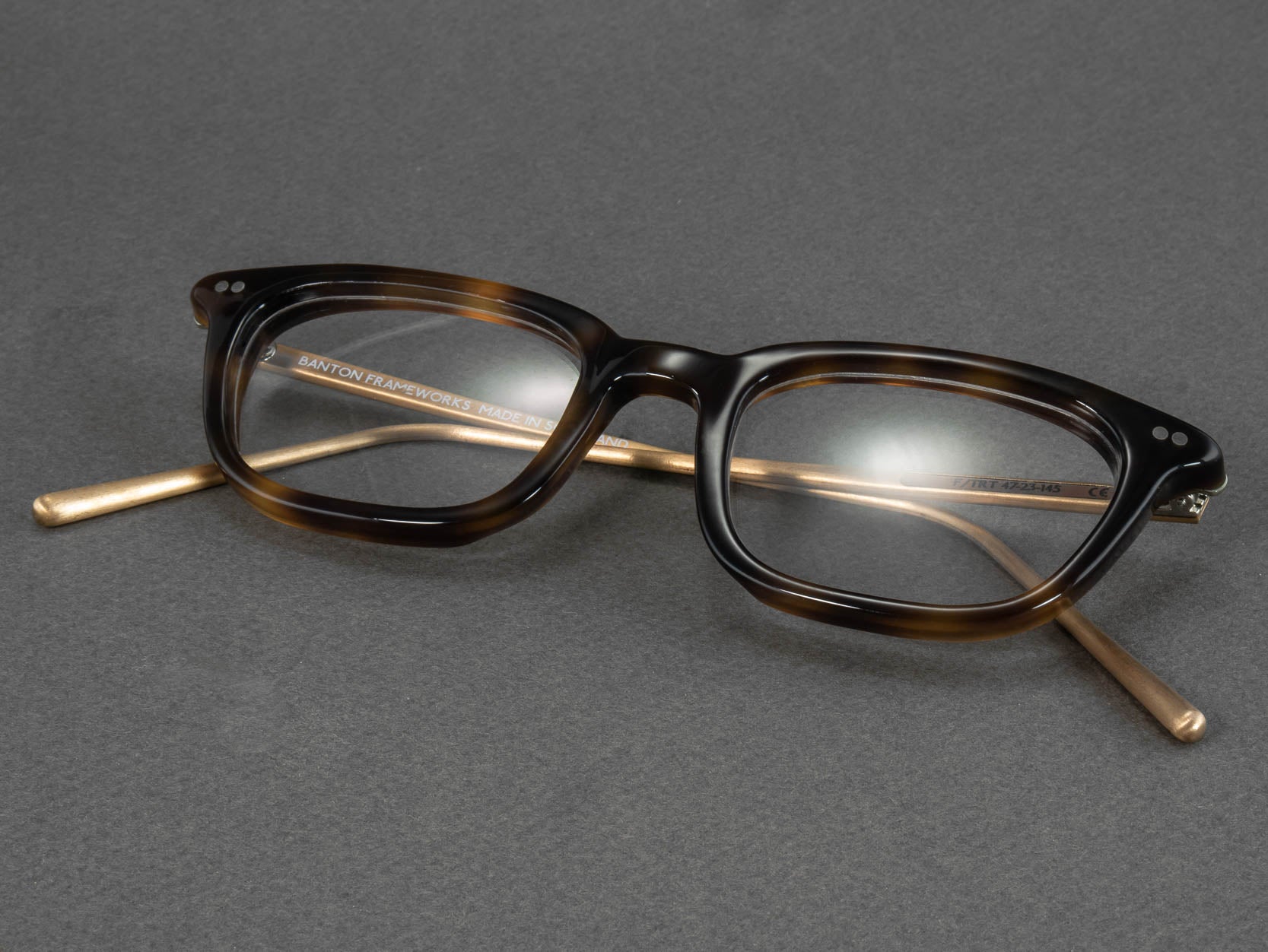 Tortoise shell rectangular glasses frame for men - Banton Frameworks