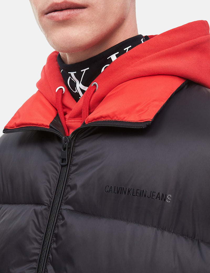 Calvin Klein Oversized Puffer Jacket - Black/Racing Red | URBAN EXCESS.