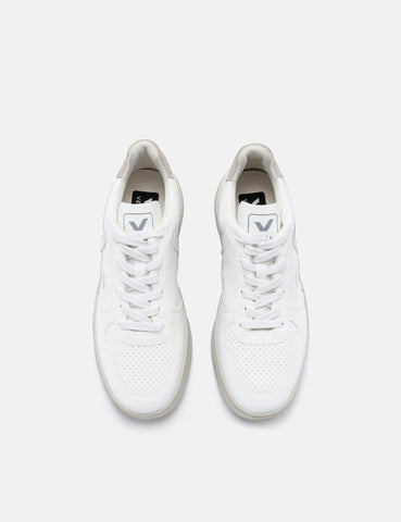 VEJA — Shop Veja V-10 White Trainers | Esplar | URBAN EXCESS.