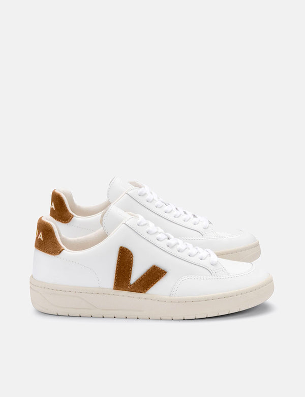 VEJA — Shop Veja V-10 White Trainers | Esplar | URBAN EXCESS.