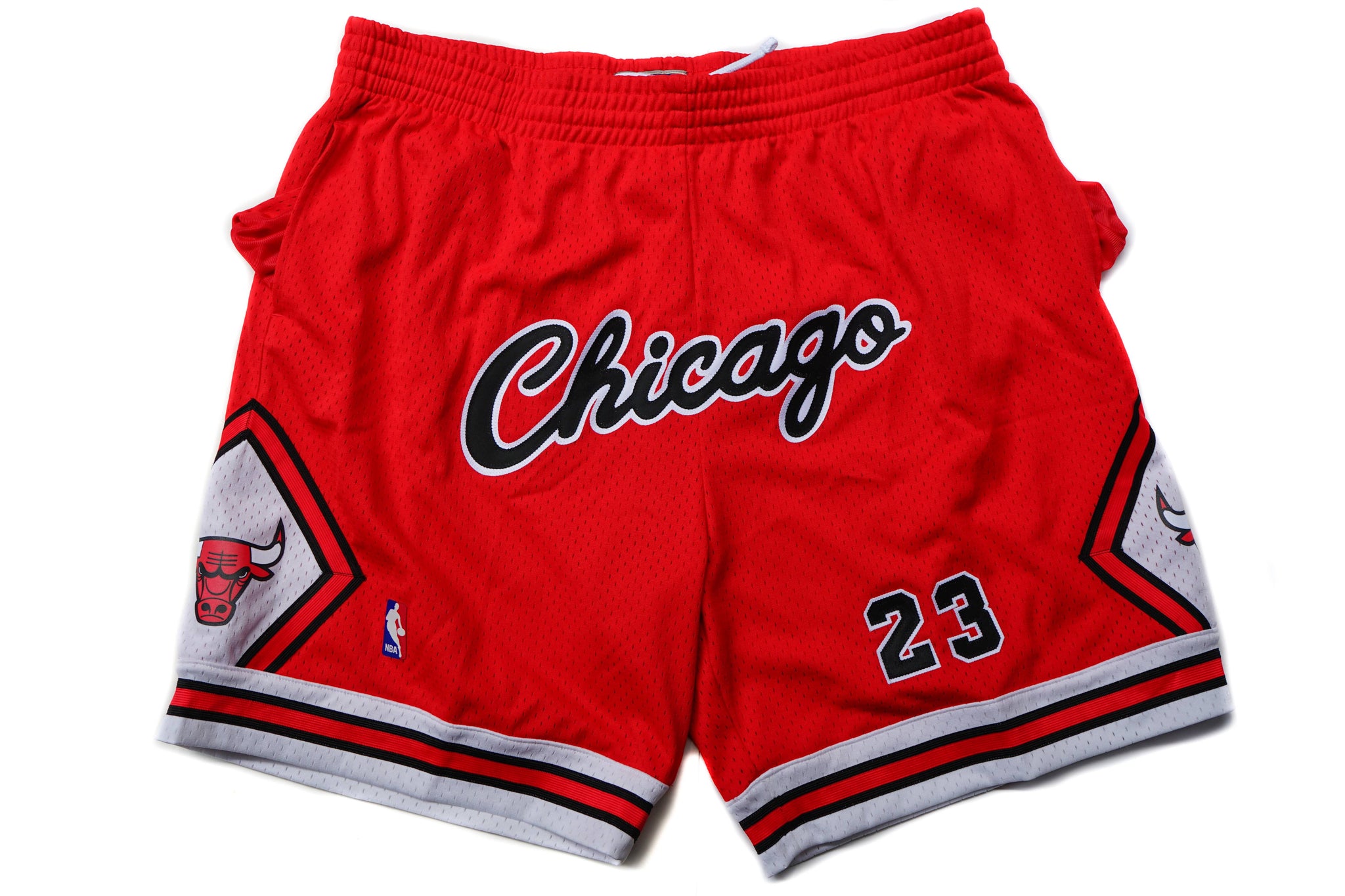Mitchell & Ness Michael Jordan 23 1997-1998 Chicago Bulls Shorts ...
