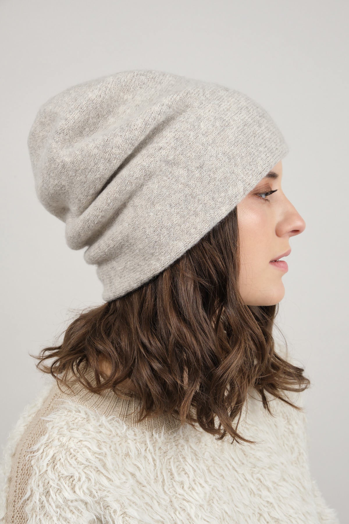 Lauren Manoogian soft beanie in carrera