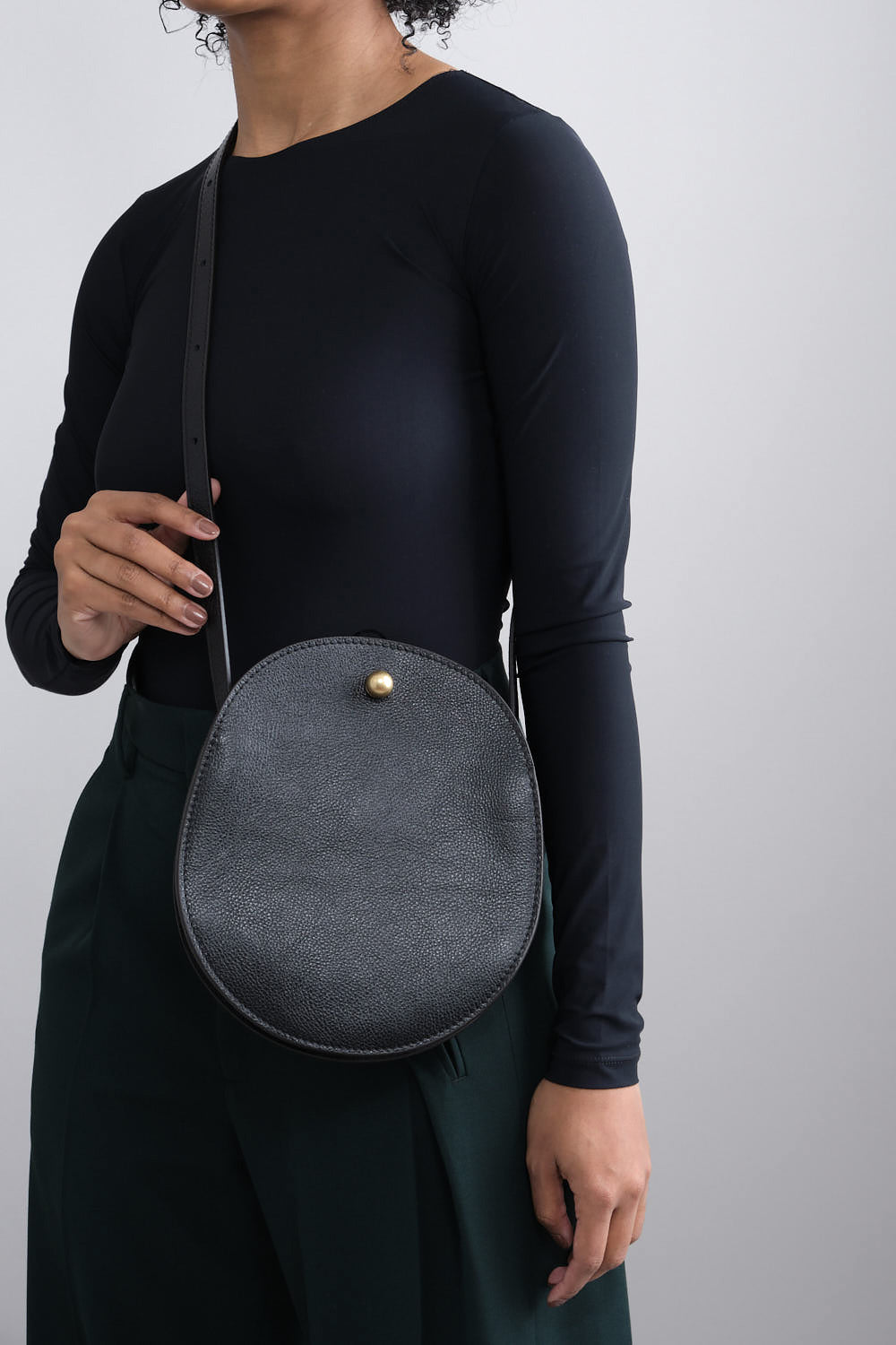 Giulia  Women's Clutch Bag in Leather color Blue Denim – Il Bisonte