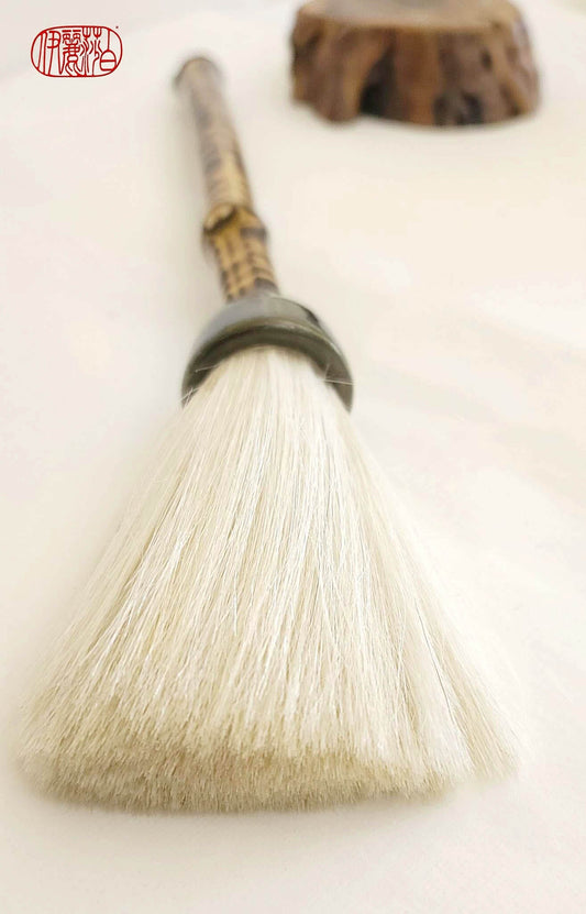 R88MW-3/4 - ROYAL MENTA SYNTHETIC WHITE GOAT MOP WATERCOLOR