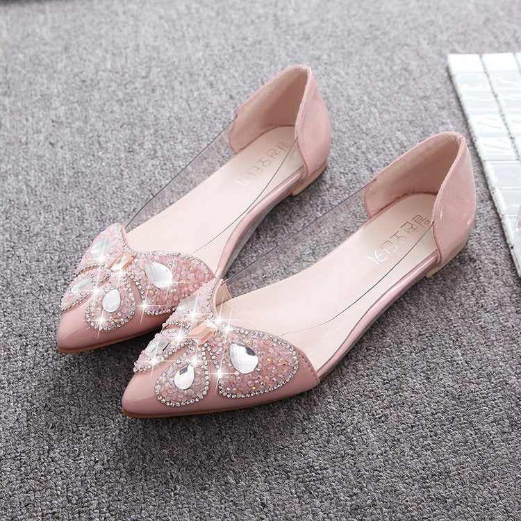 fashionable flat shoes