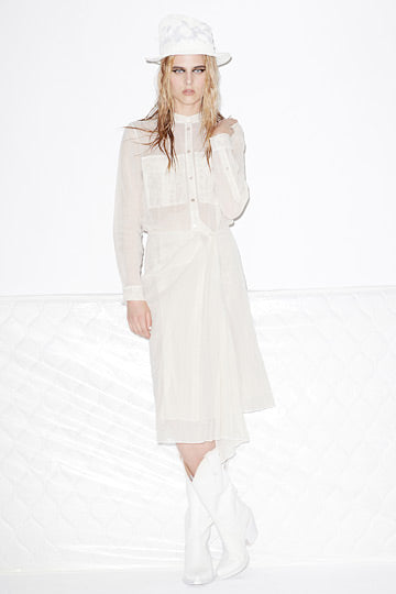ACNE2