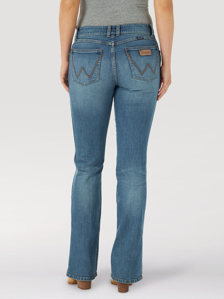 Top 92+ imagen womens wrangler bootcut jeans - Abzlocal.mx