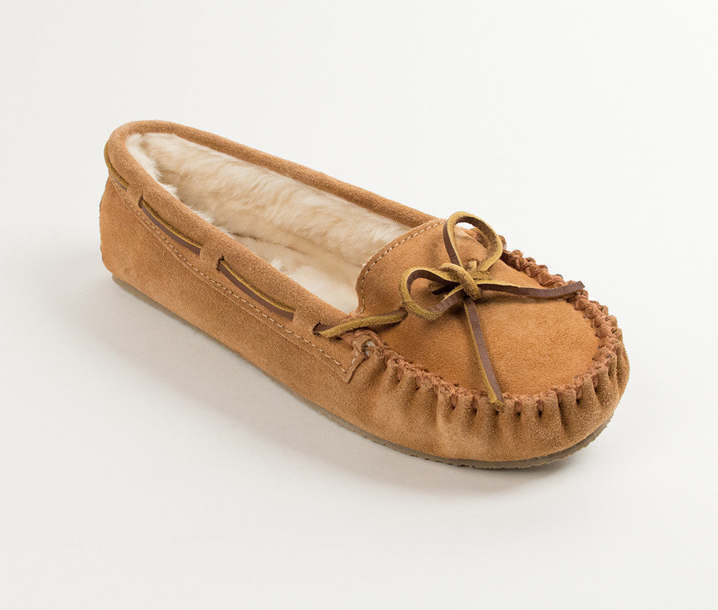 women's minnetonka moccasins sale