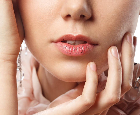 https://cdn.shopify.com/s/files/1/1049/3064/files/Upper_Lip_Wrinkle_Treatments_3_9de37342-e55a-4604-bf2e-2cb001c0c460_large.jpg?v=1533836098