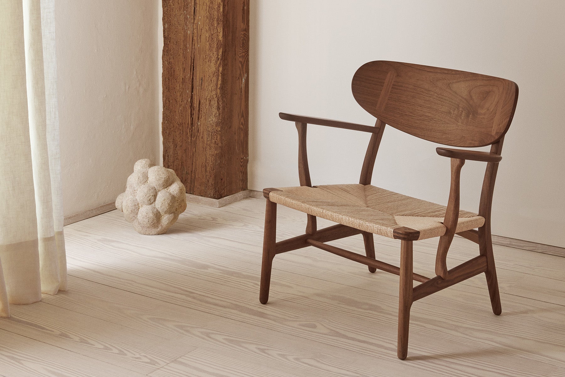 carl hansen ch22 stool