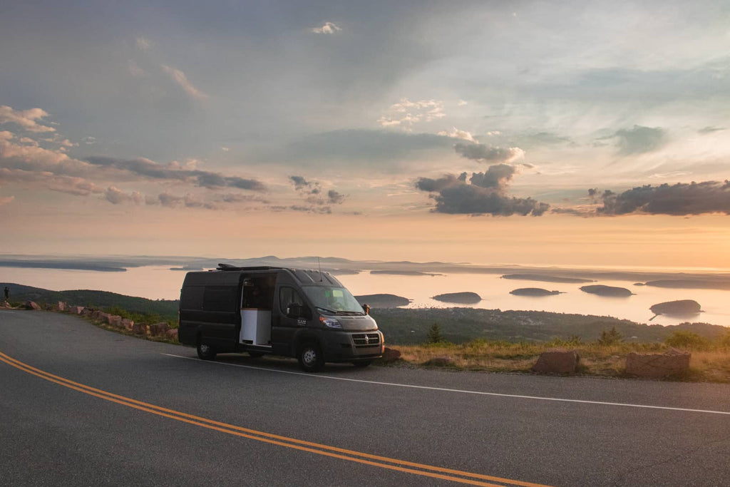 Katelynn and Ethan at the hunters vanlife