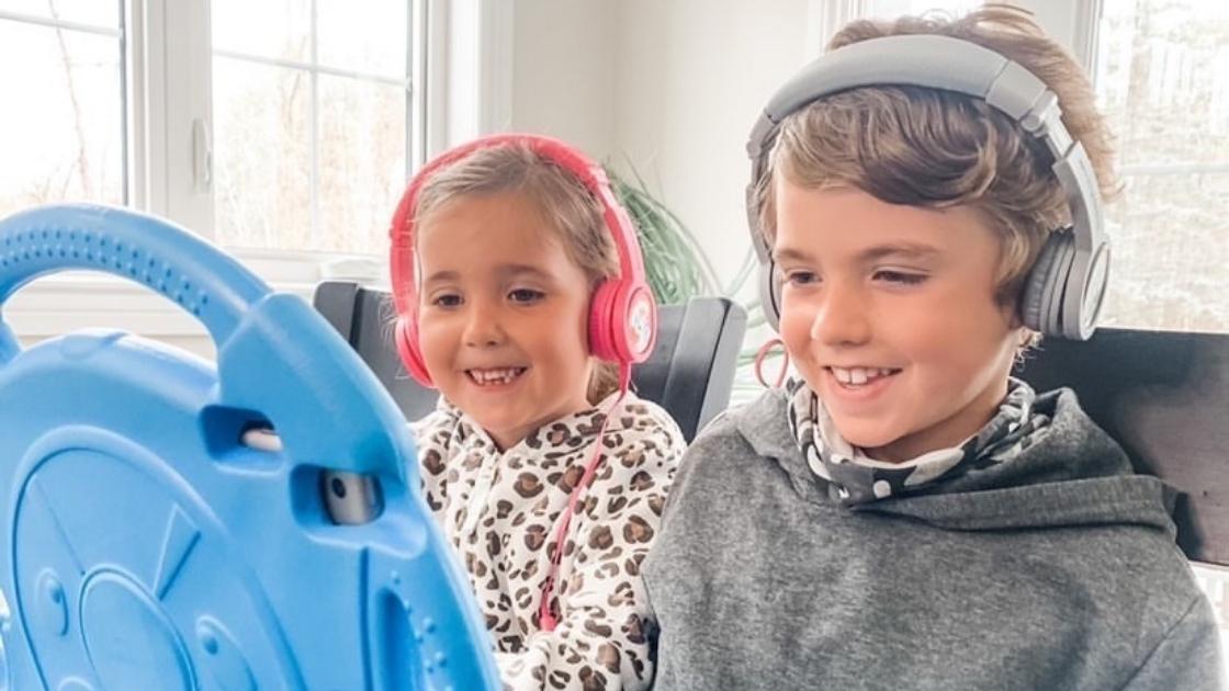 Headphones for girls, volume limiting headphones, kids headphones, wireless headphones for kids. Kids headphones with microphone. buddyphones volume limiting safe headphones for kids.