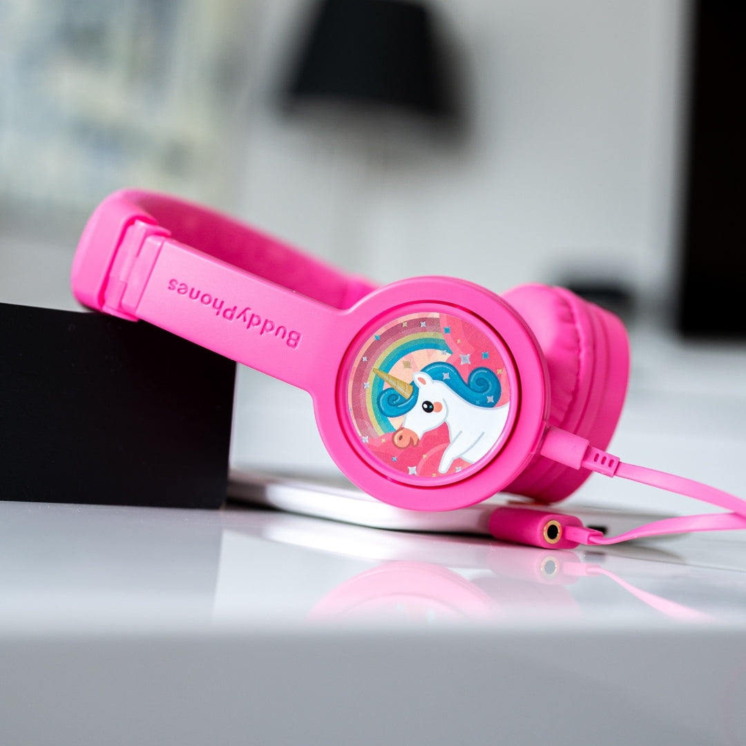 Pink Headphones for kids. volume limiting kids headphones. Wireless kids headphones. Bluetooth headphones for kids