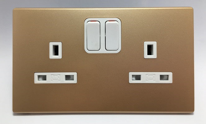 mk coloured sockets