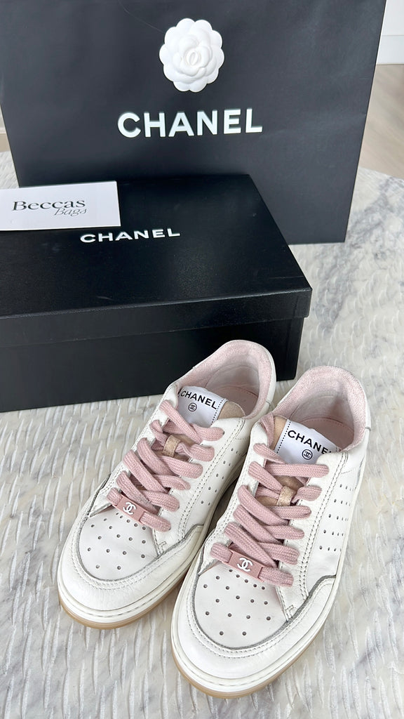 Chanel CC Sneakers – Beccas Bags