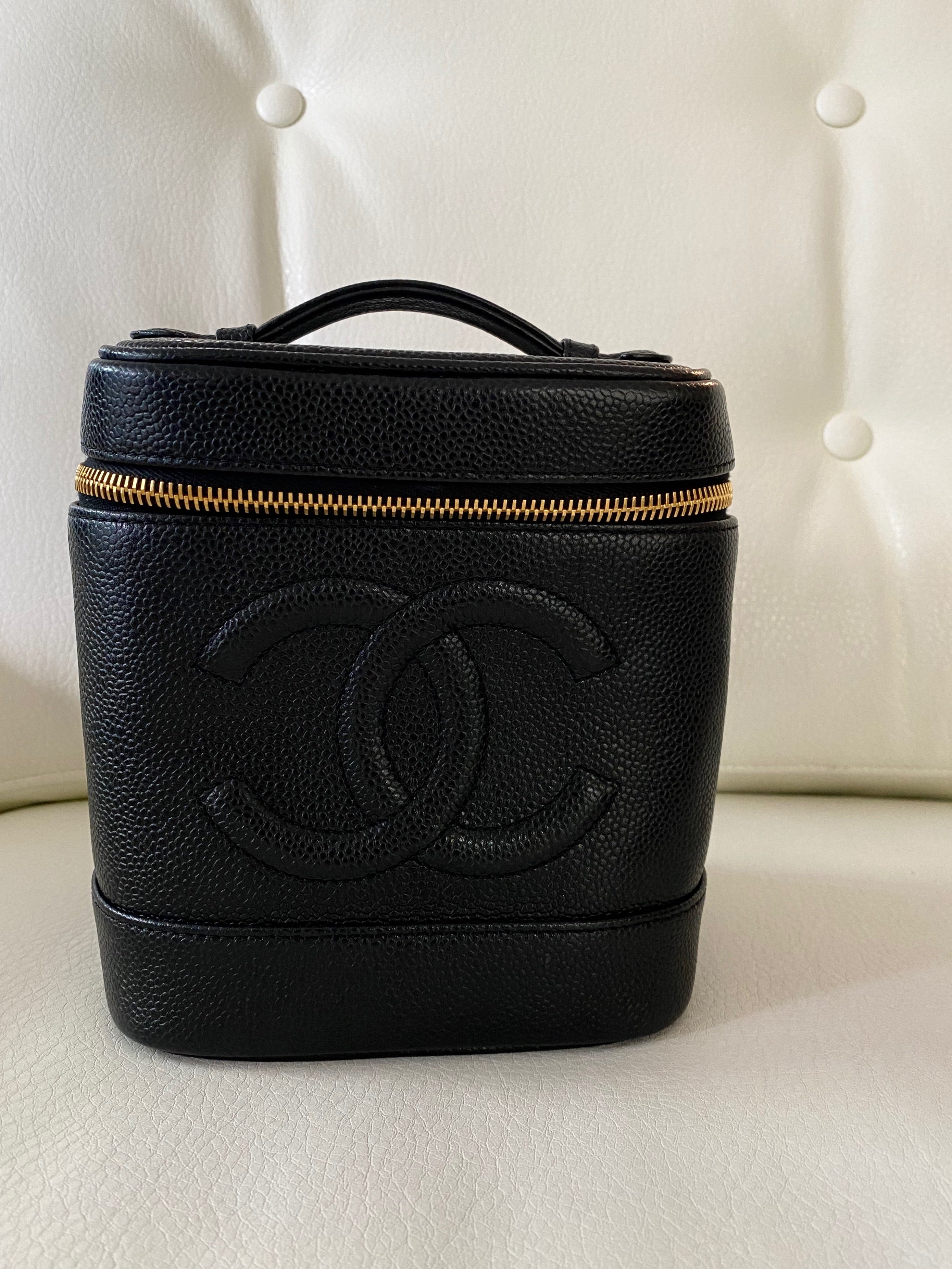 Chanel vanity bag – Beccas Bags Boutique