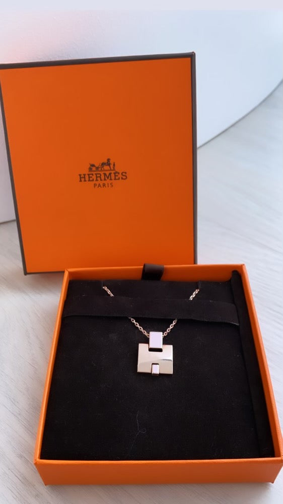 Hermes Eileen necklace – Beccas Bags Boutique