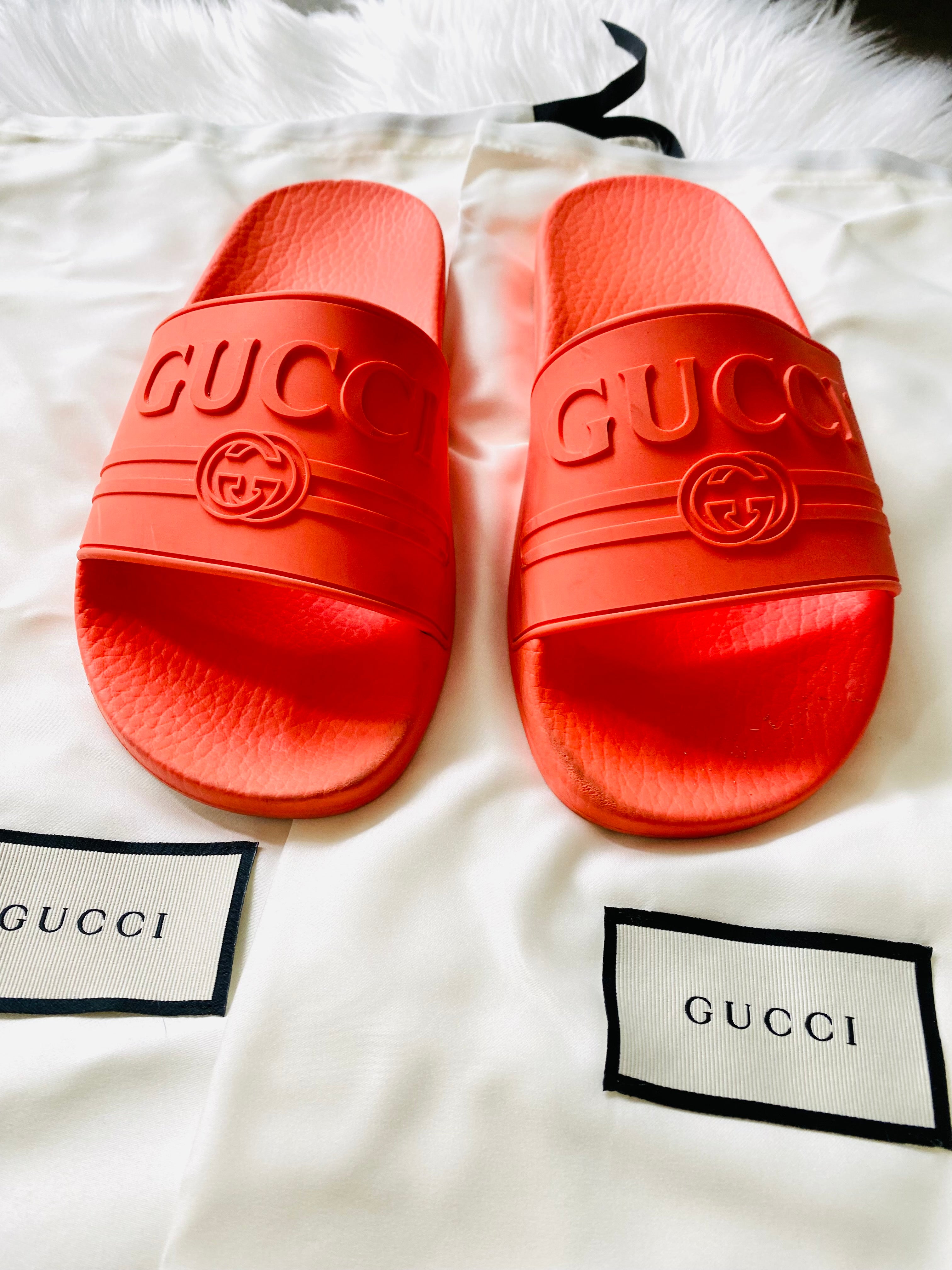 Gucci logo slides – Beccas Bags Boutique