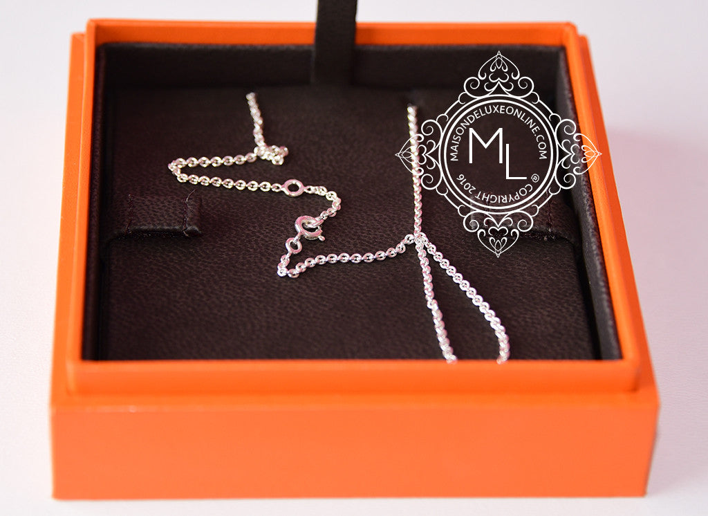 Hermes Solid Silver Chaine d'Ancre Charm Pendant Necklace – MAISON de LUXE