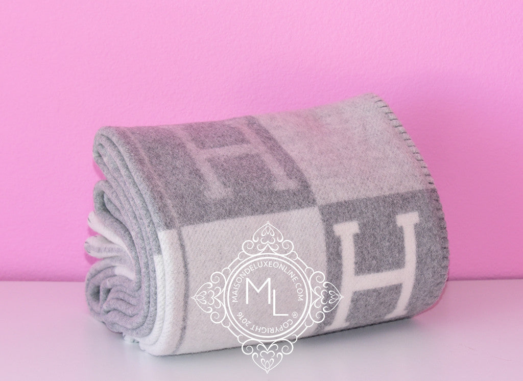 hermes blanket pink