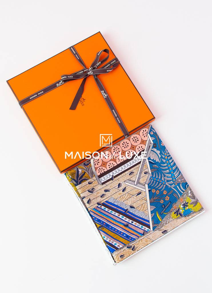 Shop Hermès | Maison de Luxe | Accessories - Scarves – MAISON de LUXE