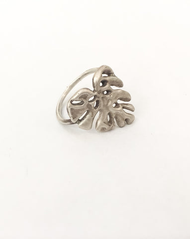 monstera - silver - pendant - makmel design