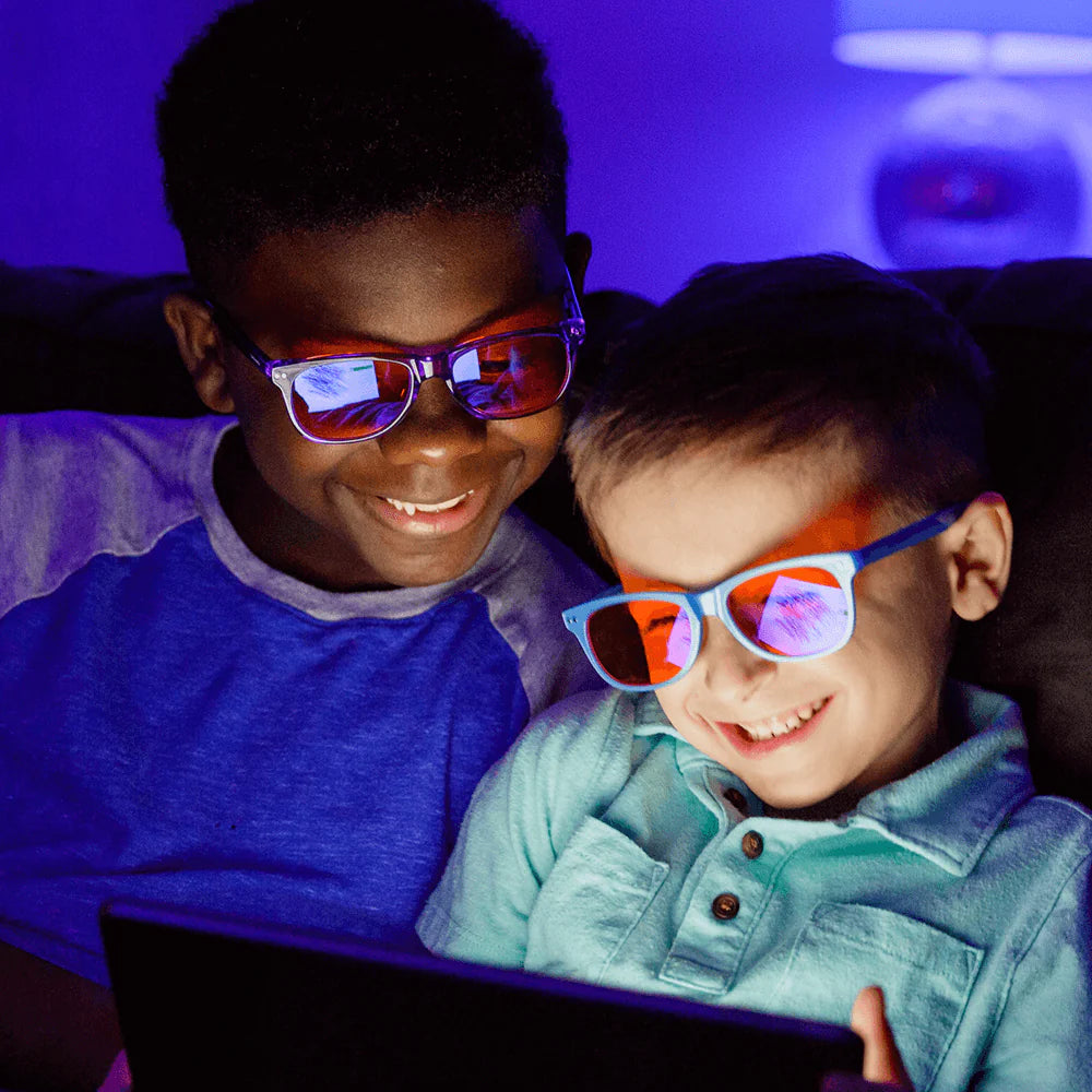 Swanwick - kids with Night Swannies blue light protection glasses