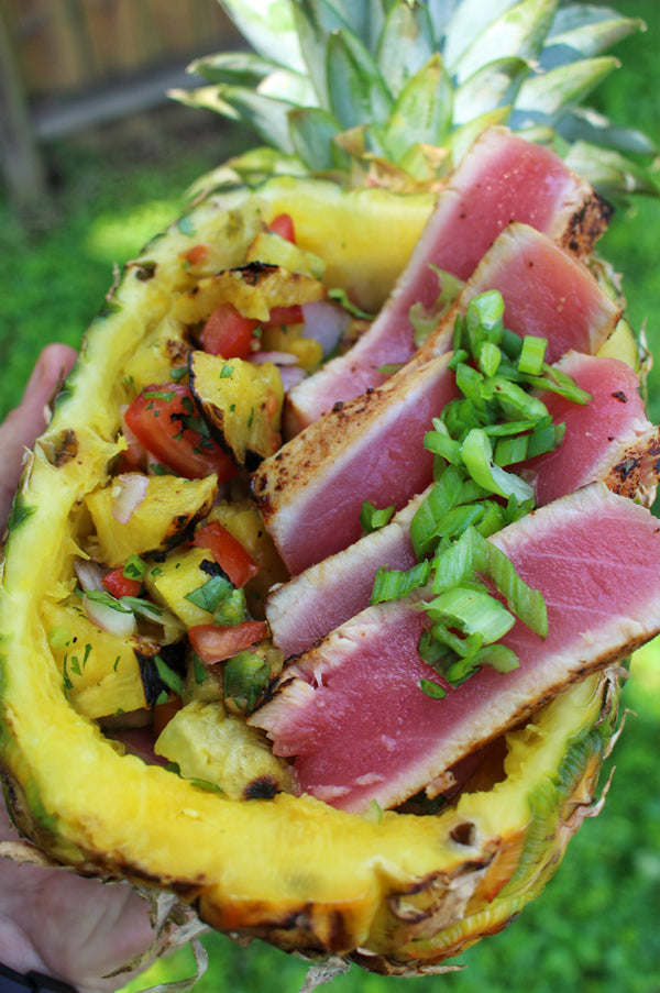 Maui Wowee Ahi Tuna Pineapple Bowl - Spiceology