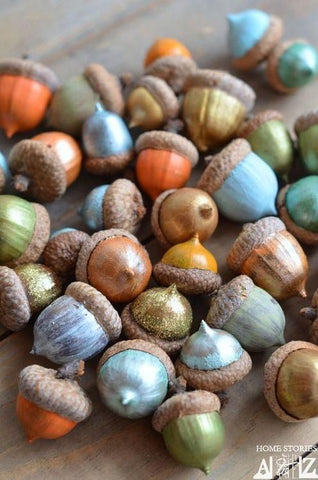 Metallic painted acorns