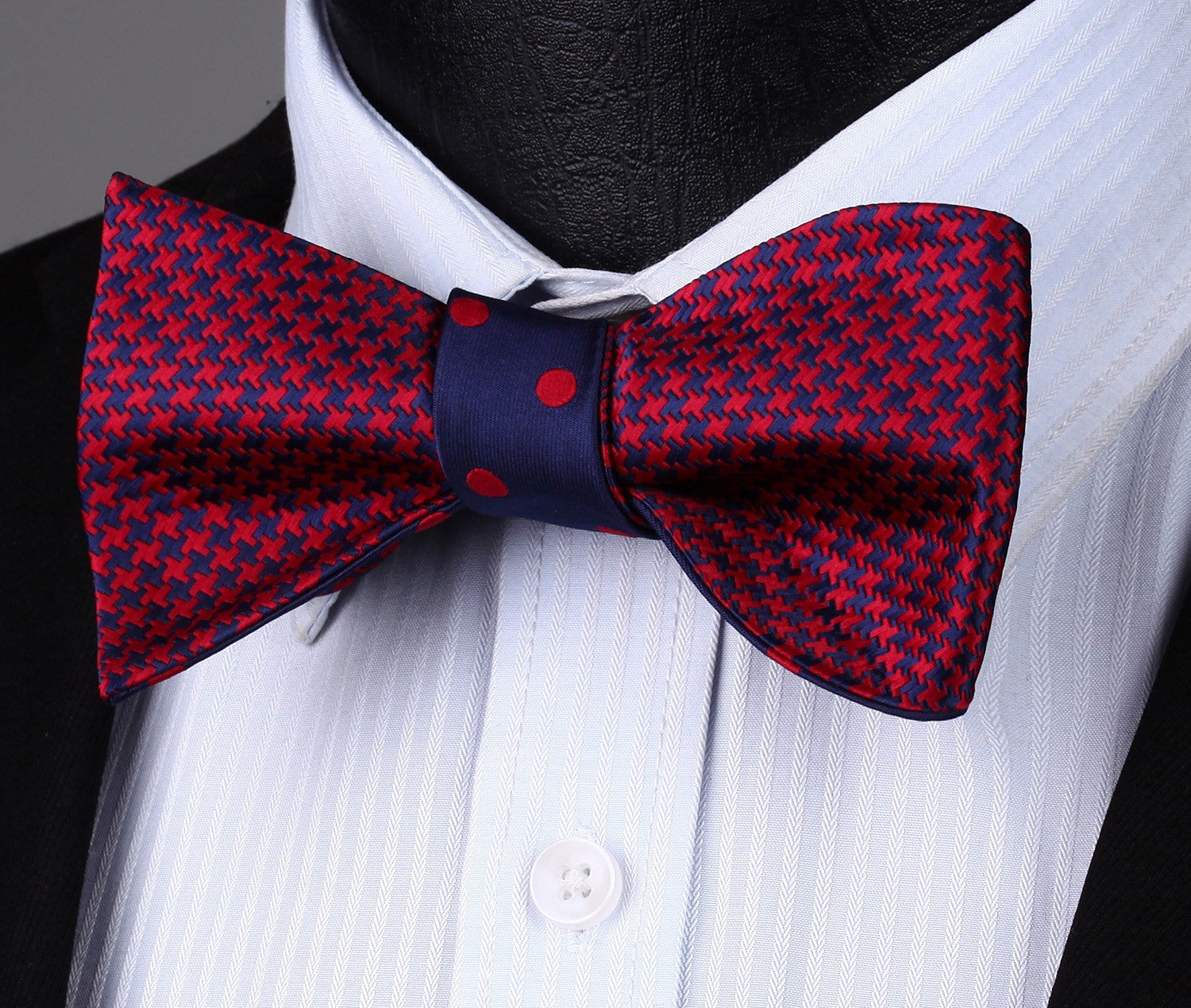 Red Dots Bow Tie and Handkerchief (Double Sided) - Sophgent
