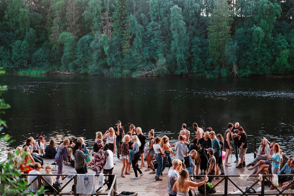 Akku Lautsprecher mieten – für Outdoor, Party, Hochzeit & Konzert