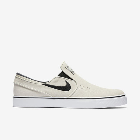 white nike slip on