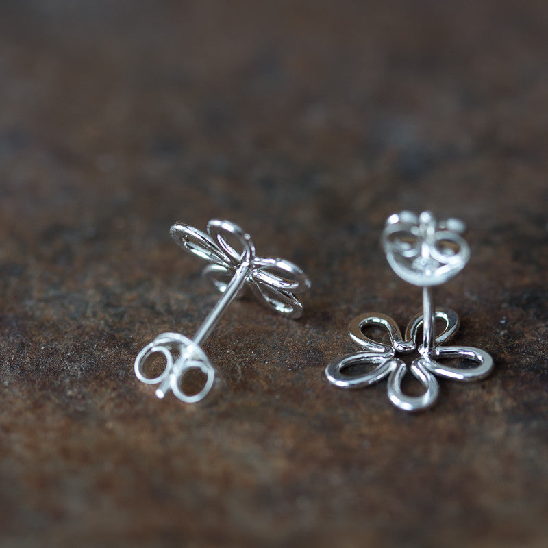 silver flower earrings studs