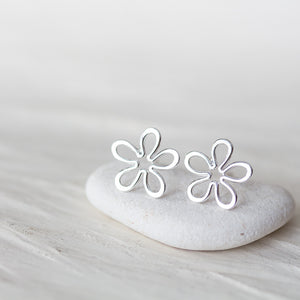 silver flower earrings studs