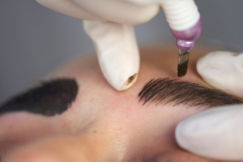 Tina Davies Microblading Up Close with a manual microblade