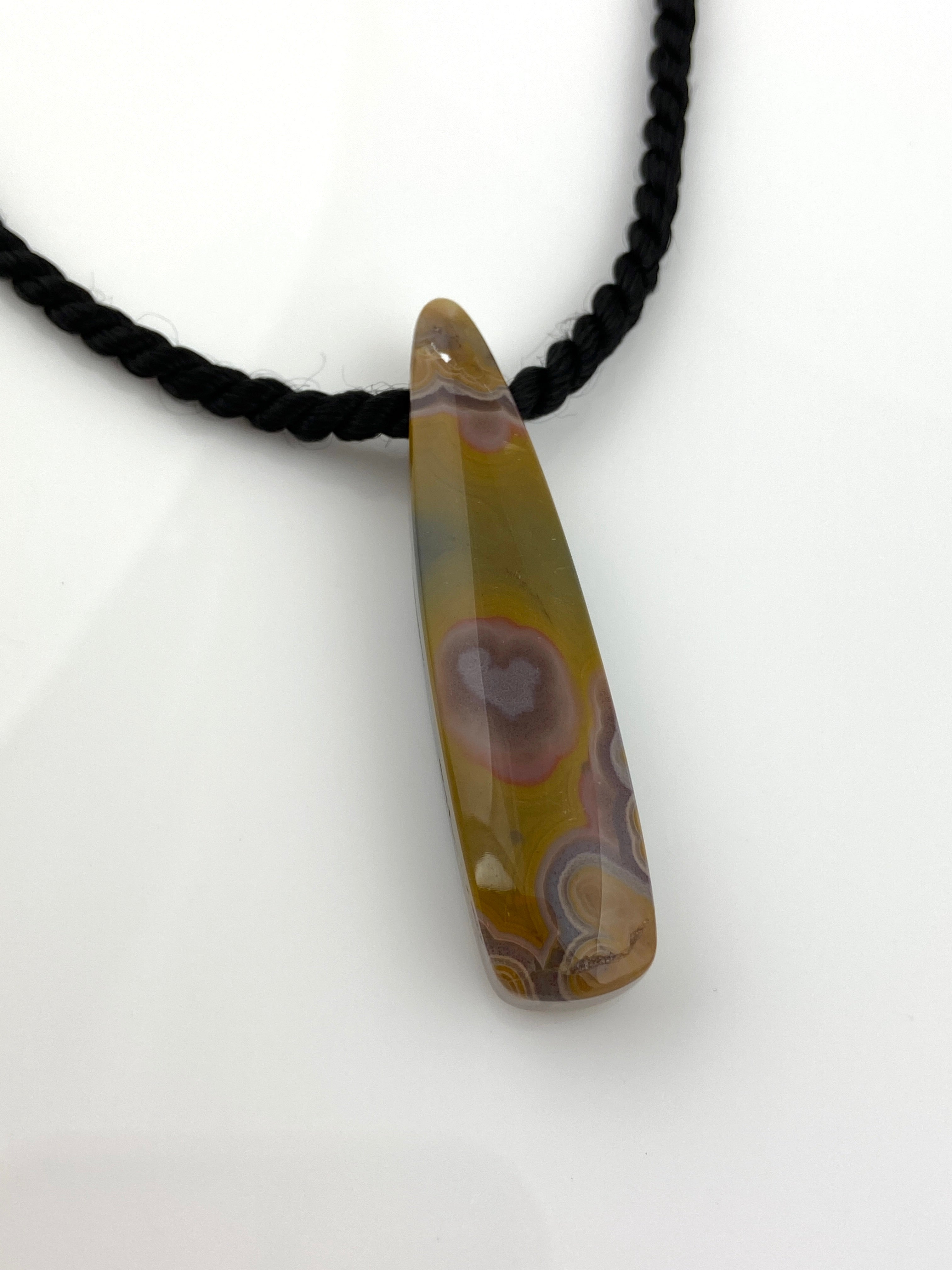 Kentucky Agate Pendant