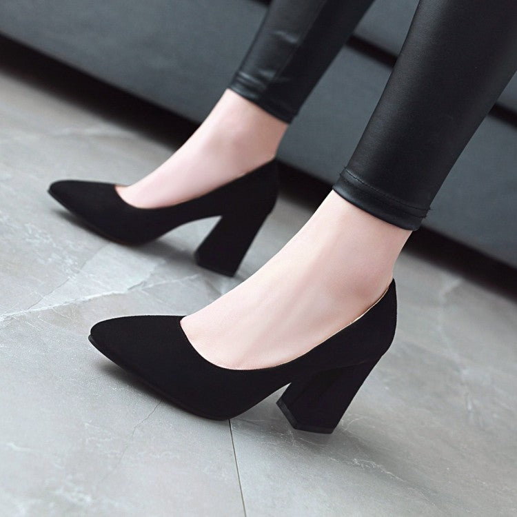 black medium heels